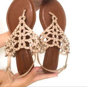 NWT rhinestone diamonds baby pink sandal